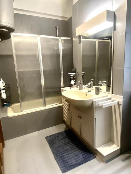 Golden Valley House 4-8 Pax - Box Auto Metro B1 Conca D'oro Treno Val D'ala Apartamento *