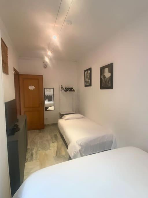 Apartamento Golden Valley House 4-8 Pax - Box Auto Metro B1 Conca D'oro Treno Val D'ala Roma